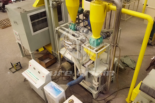 Máquina de reciclaje de plásticos de aluminio con paquete de blíster médico de 300 kg/h Egipto