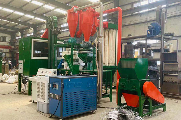 200-300 kg por hora Entrega de separación de material de embalaje de plástico de aluminio a Argelia