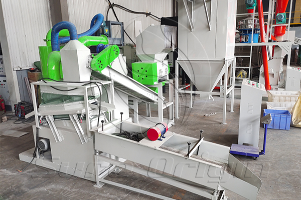 Clientes de Arabia Saudí visitan Sure Origin y realizan un pedido de máquinas de reciclaje de cables de cobre